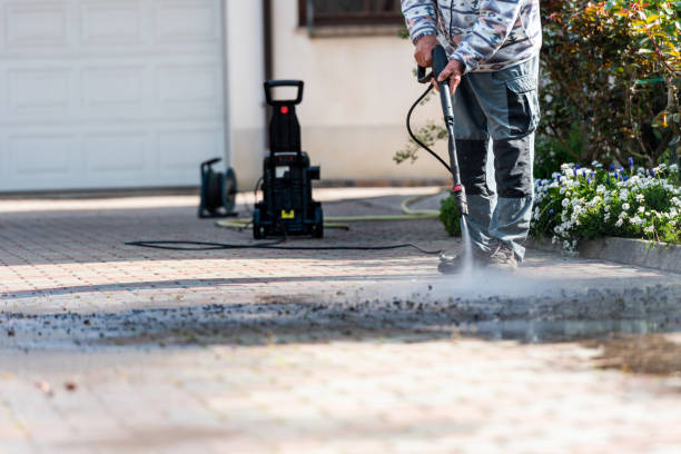 Why Choose Our Certified Pressure Washing Experts for Your Project Needs in Hudson, FL?